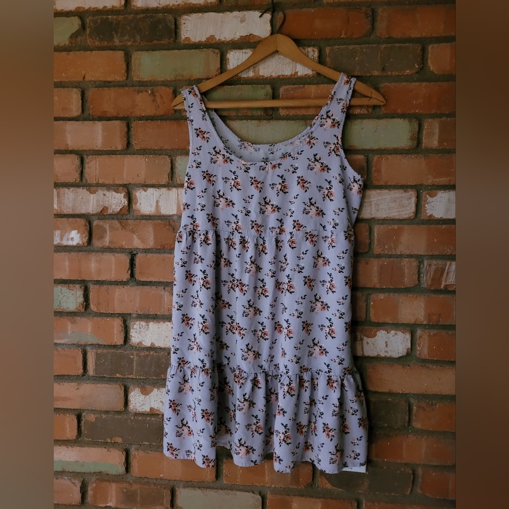Justify floral sun dress. EUC